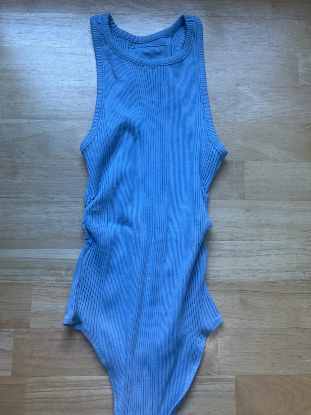 Light Blue Ribbed Crop Top - Picture 1 of 2